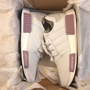 Women’s Adidas Nmd R1